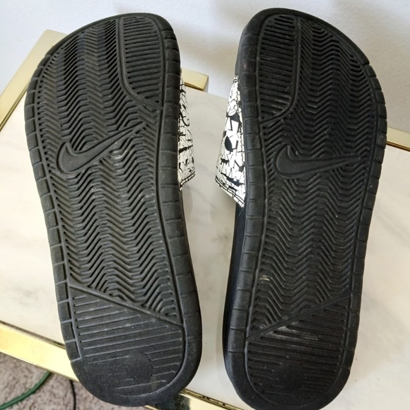 Nike Benassi JDI Swoosh Slides Size 7 - Custom Cracked Paint Pink Logo. - Picture 6 of 6